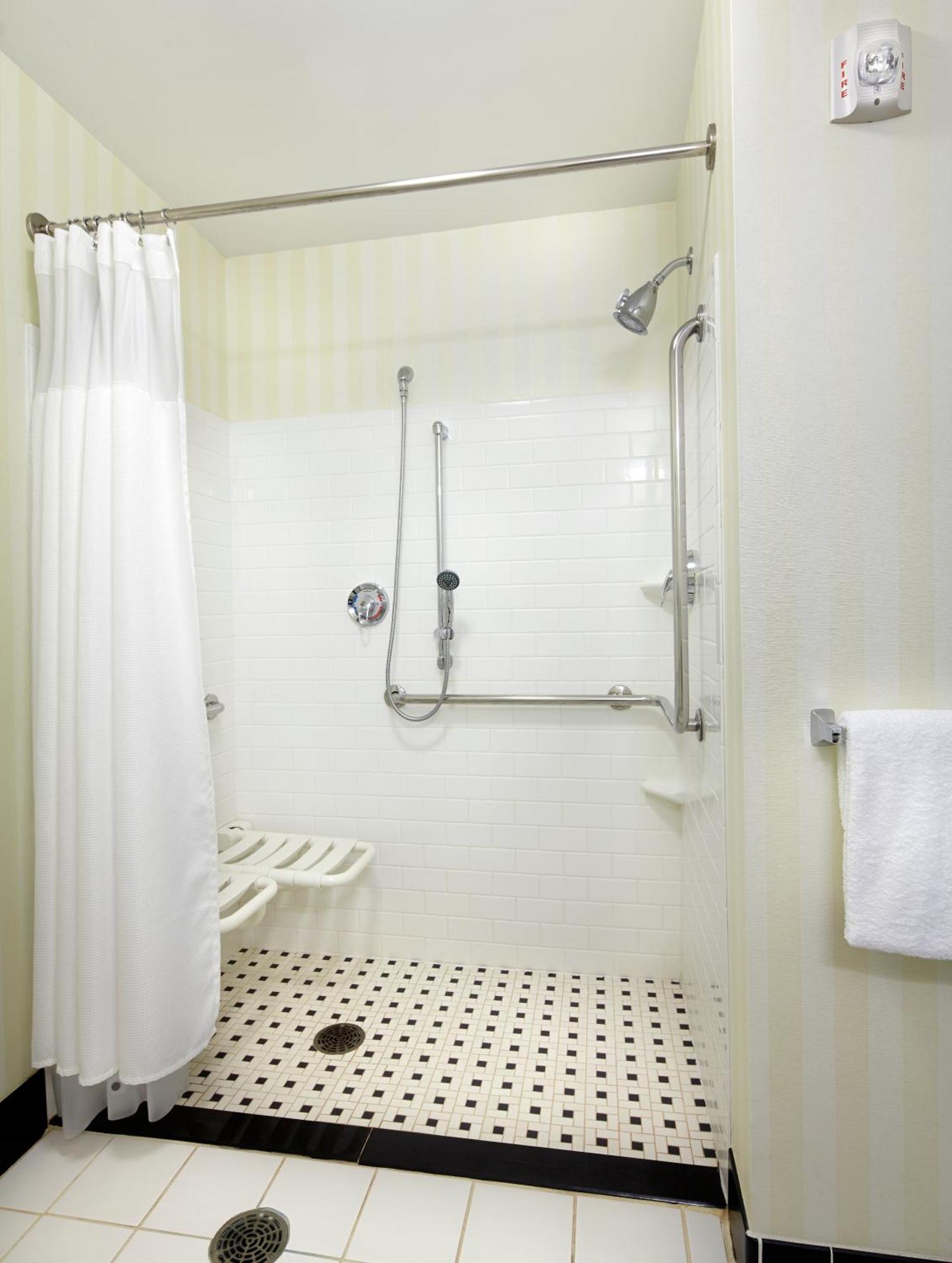 Fairfield Inn & Suites Pittsburgh Neville Island Robinson Township  Bagian luar foto
